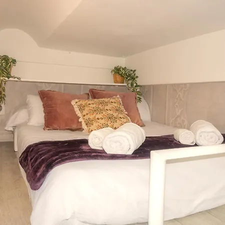 For You Rentals Tu Espacio En El Corazon De La Ciudad Temporal Cad4 Madrid Exterior photo